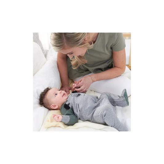 Gerber para Bebé con Puños Tipo Manopla